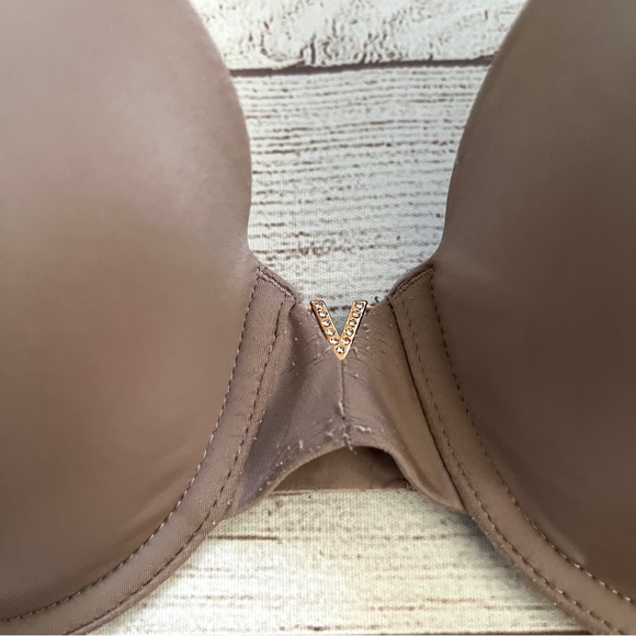 Victoria Secret Love Cloud Lined Demi Bra - Picture 3 of 13